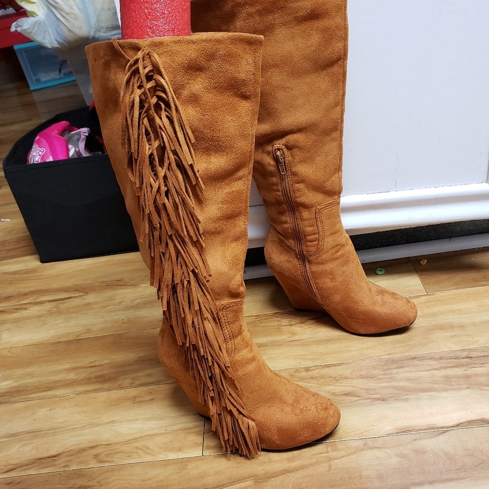 Brown Swede fringe boots
